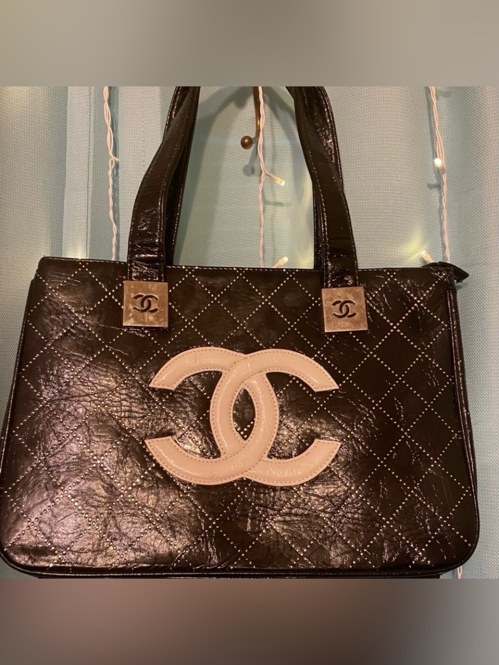 CC Fashion Quilted Patent Leather Shoulder Bag with Cream CC Emblem